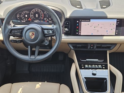 Certified 2026 Porsche Cayenne AWD/4WD image 25