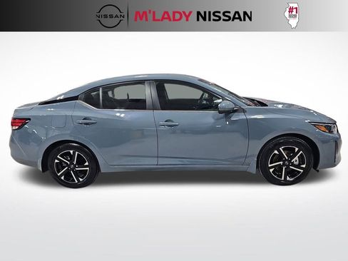 Used 2025 Nissan Sentra SV w/ All-Weather Package image 5