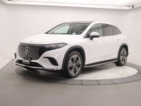 Certified 2023 Mercedes-Benz EQS 450+ SUV image 3