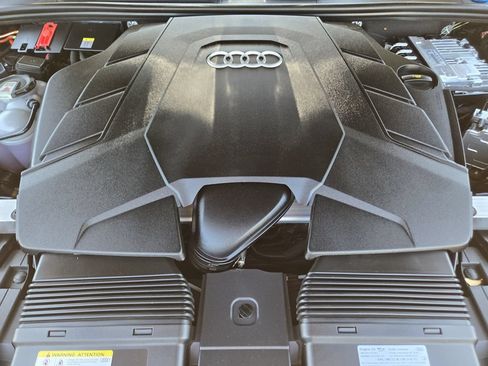 Certified 2025 Audi Q8 Premium Plus AWD/4WD image 41