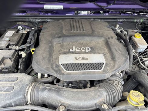 Used 2018 Jeep Wrangler Sport w/ Quick Order Package 24S AWD/4WD image 12