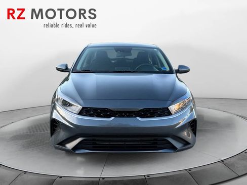 Used 2023 Kia Forte LXS FWD image 8