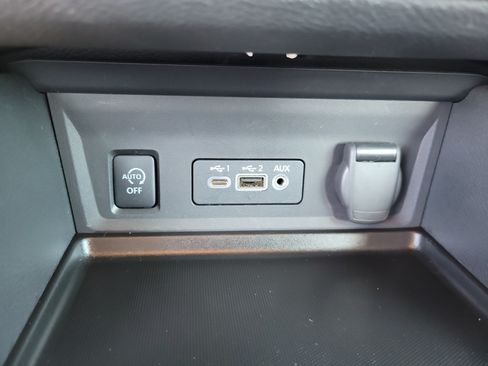 Used 2024 Nissan Sentra SR FWD image 18