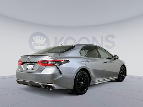 Used 2023 Toyota Camry XSE image 5