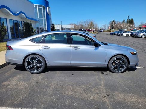 New 2026 Honda Accord SE image 2