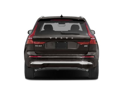 Used 2022 Volvo XC60 B5 R-Design w/ Advanced Package AWD/4WD image 5