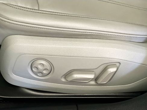 Used 2022 Audi A4 2.0T Premium w/ 18" Wheel Package image 15