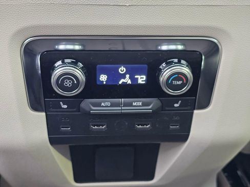 New 2026 GMC Yukon XL Denali w/ Advanced Technology Package AWD/4WD image 19