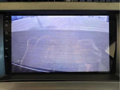 Used 2012 Toyota Prius Three image 18