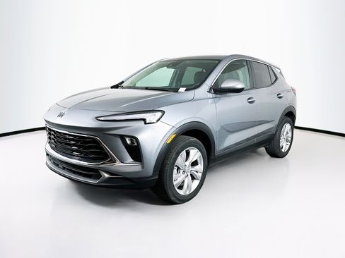 Used 2025 Buick Encore GX Preferred AWD/4WD image 3