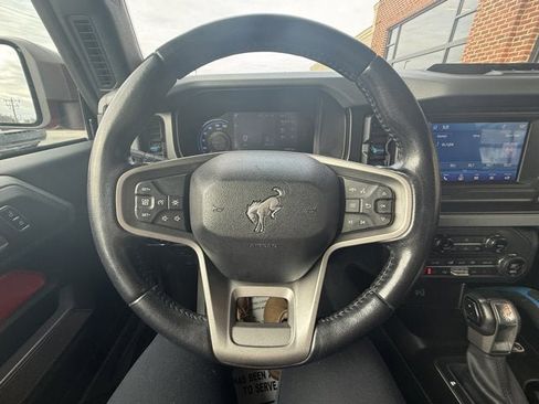 Used 2023 Ford Bronco Black Diamond image 21