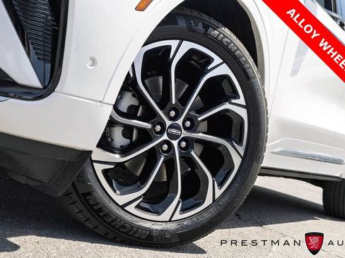 Used 2024 Lincoln Nautilus Reserve w/ Equipment Group 202A AWD/4WD image 13