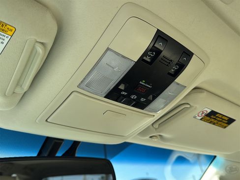 Used 2019 Lexus GX 460 image 20