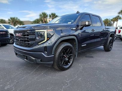 Used 2022 GMC Sierra 1500 Elevation w/ Preferred Package