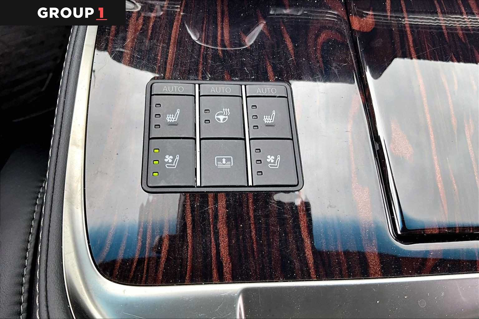 Certified 2023 Lexus LS 500 w/ Interior Upgrade Package RWD image 33