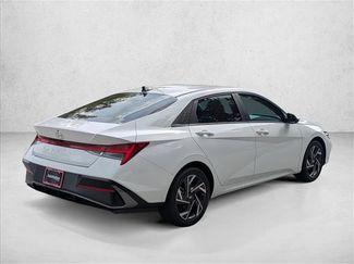 Certified 2025 Hyundai Elantra Limited FWD video 2