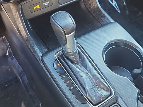 Certified 2024 Honda Civic Sport image 22