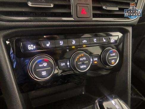 Used 2023 Volkswagen Taos SEL AWD/4WD image 19
