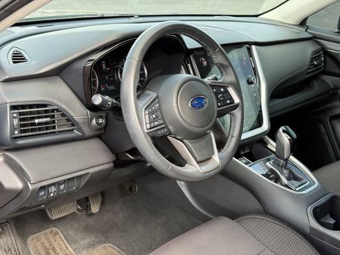 Used 2023 Subaru Outback Premium AWD/4WD image 12