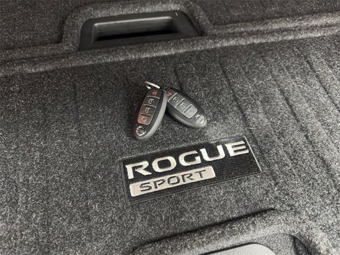 Used 2019 Nissan Rogue Sport SL w/ Premium Package image 80