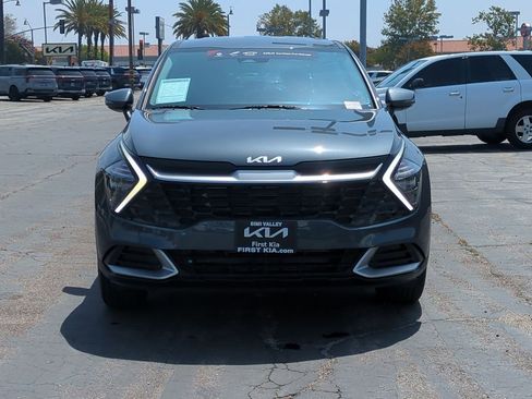 Certified 2023 Kia Sportage EX FWD image 2