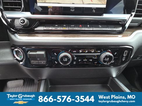 New 2026 Chevrolet Silverado 1500 LT Trail Boss w/ Convenience Package II AWD/4WD image 24