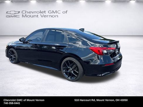 Used 2022 Honda Civic Sport image 3