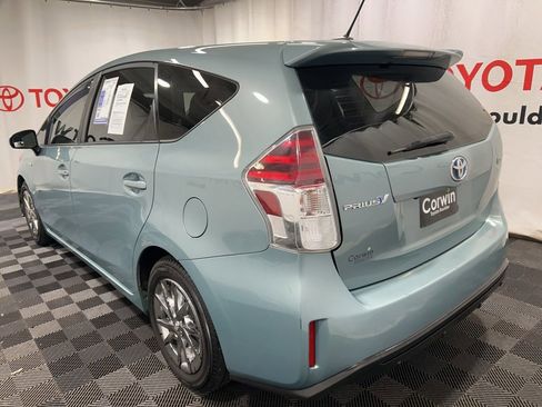 Used 2015 Toyota Prius V Three image 5