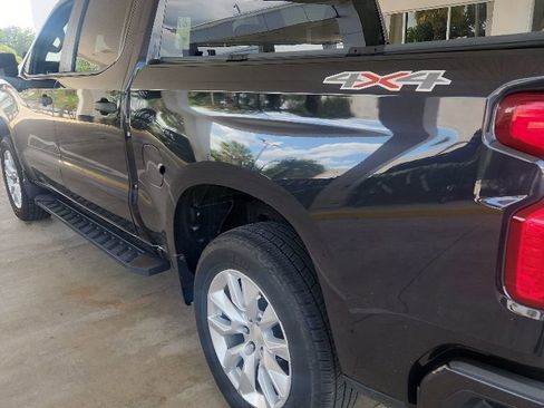 Used 2022 Chevrolet Silverado 1500 Custom AWD/4WD image 5