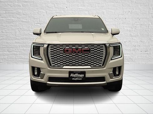 Used 2021 GMC Yukon Denali AWD/4WD image 2