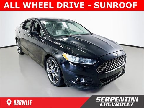 Used 2016 Ford Fusion Titanium image 1