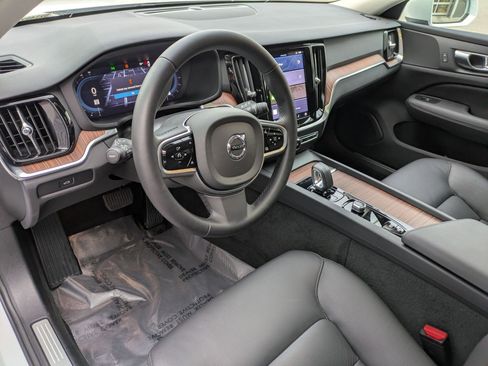 Certified 2025 Volvo V60 B5 Cross Country Plus image 14