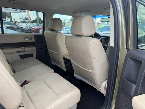 Used 2014 Ford Flex Limited FWD image 10