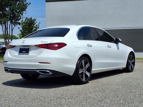Used 2025 Mercedes-Benz C 300 4MATIC Sedan image 8