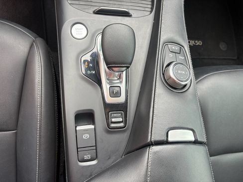 Used 2021 INFINITI QX50 Luxe FWD image 22
