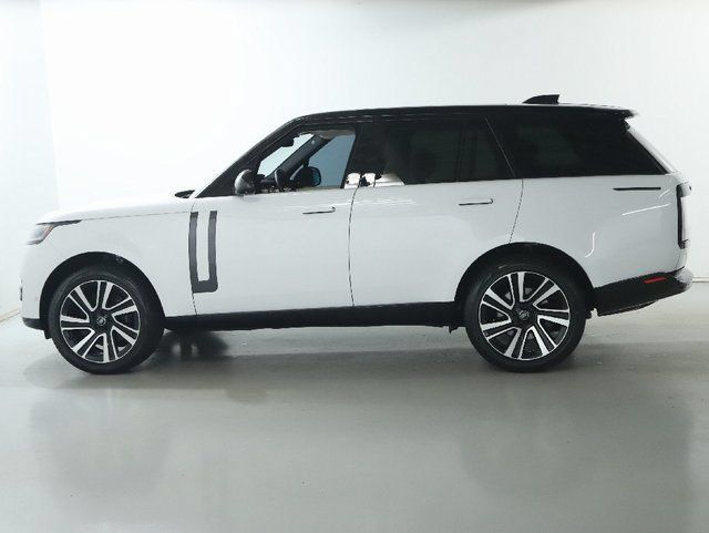 Certified 2023 Land Rover Range Rover SE AWD/4WD image 4