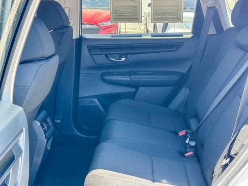 Used 2025 Honda CR-V LX image 19