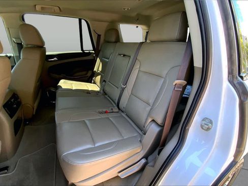 Used 2020 Chevrolet Tahoe LT AWD/4WD image 21