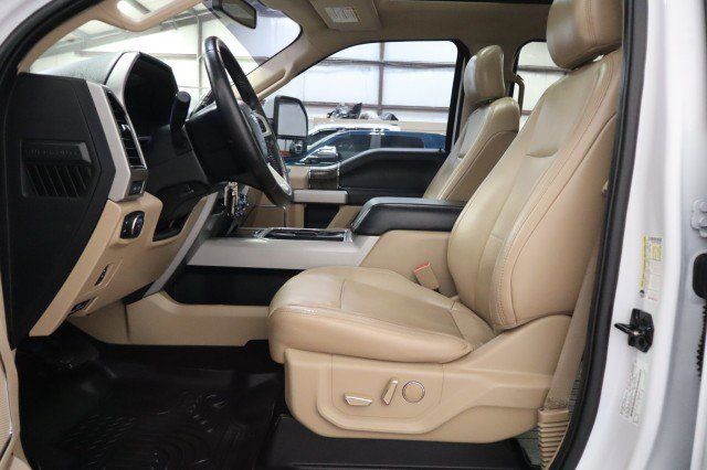 Used 2019 Ford F250 Lariat w/ Lariat Value Package AWD/4WD image 6