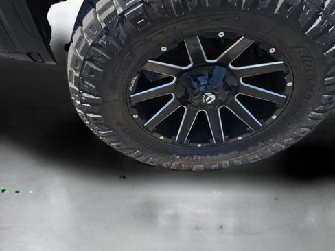 Used 2024 GMC Sierra 2500 Denali w/ Denali Reserve Package AWD/4WD image 12