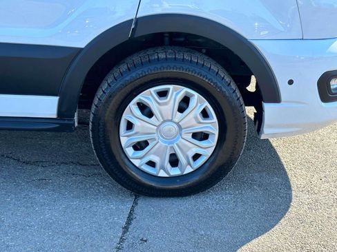 Used 2024 Ford Transit 350 XLT image 7