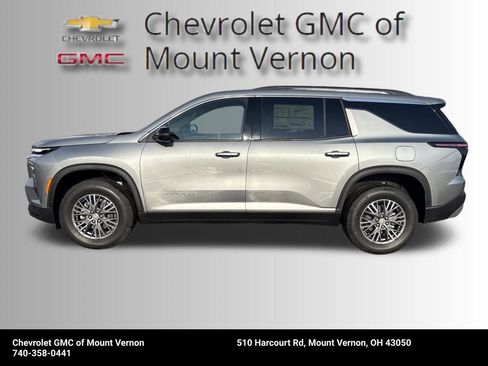 New 2026 Chevrolet Traverse LT w/ Driver Confidence Package image 2