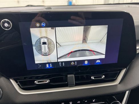 New 2026 Chevrolet Equinox LT w/ Safety and Technology Package image 16