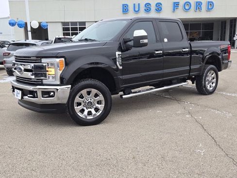 Used 2018 Ford F250 Lariat w/ Lariat Ultimate Package image 2