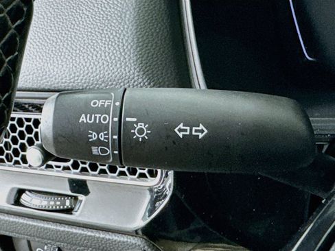 Used 2024 Honda Civic Sport image 11