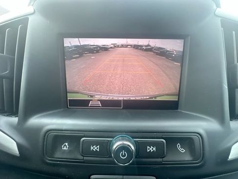 Used 2023 GMC Terrain SLE w/ Driver Convenience Package AWD/4WD image 19