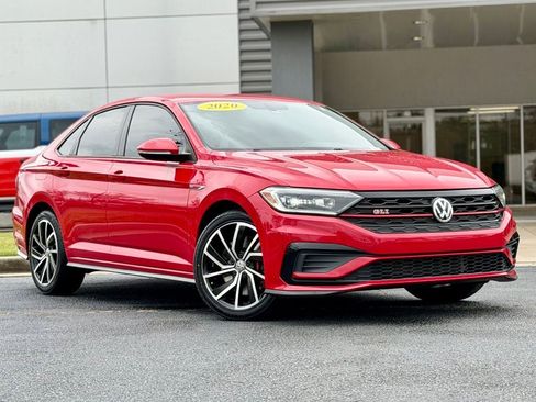 Used 2020 Volkswagen Jetta GLI image 2
