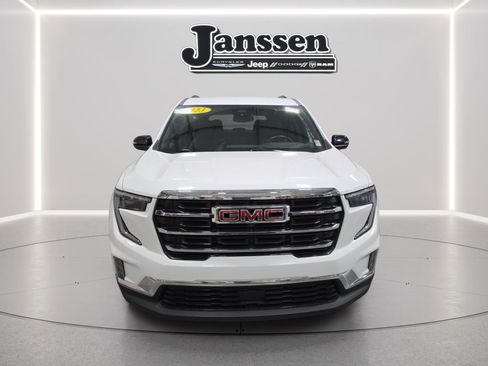 Used 2024 GMC Acadia Elevation image 7