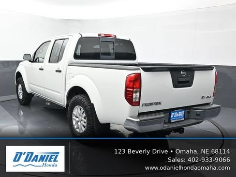 Used 2014 Nissan Frontier SV AWD/4WD image 4