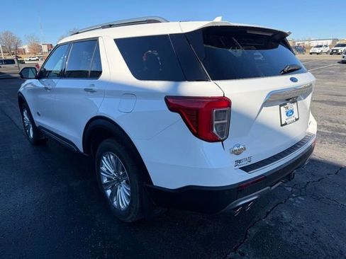 Used 2024 Ford Explorer King Ranch w/ Technology Package image 6